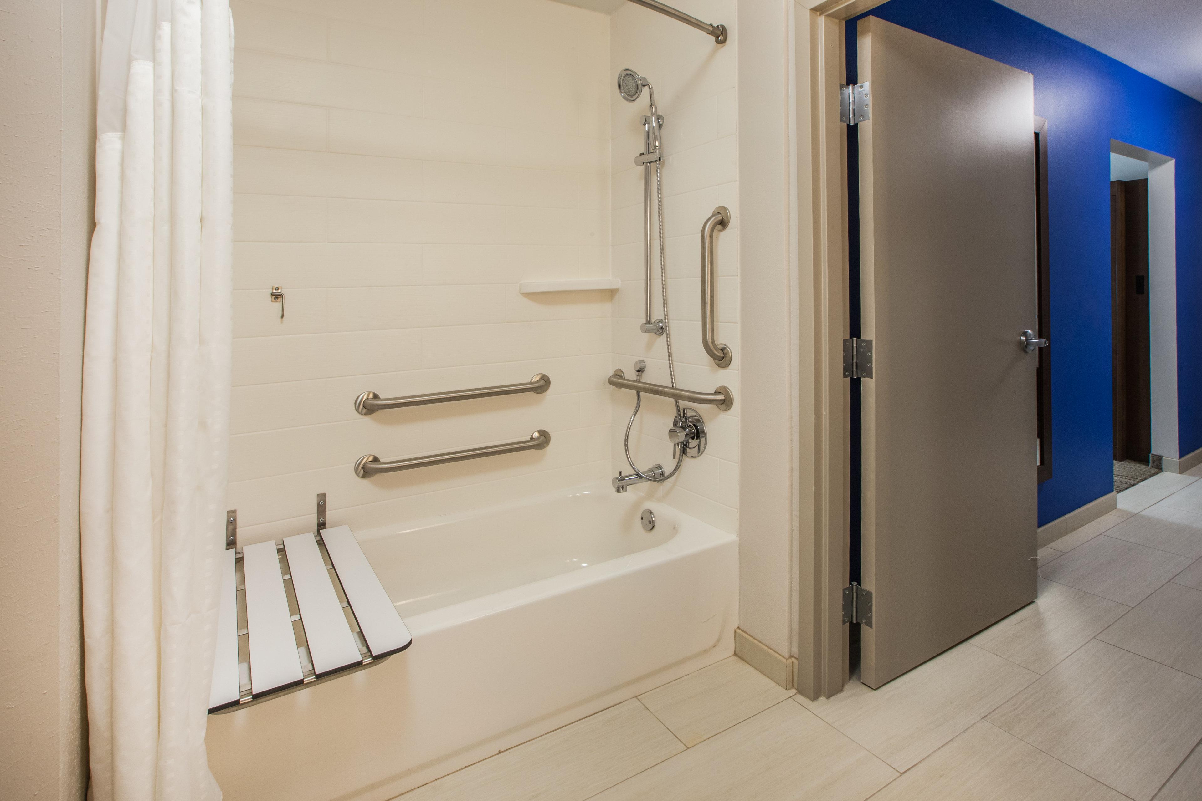 Holiday Inn Express Hotel & Suites Canton By Ihg Extérieur photo