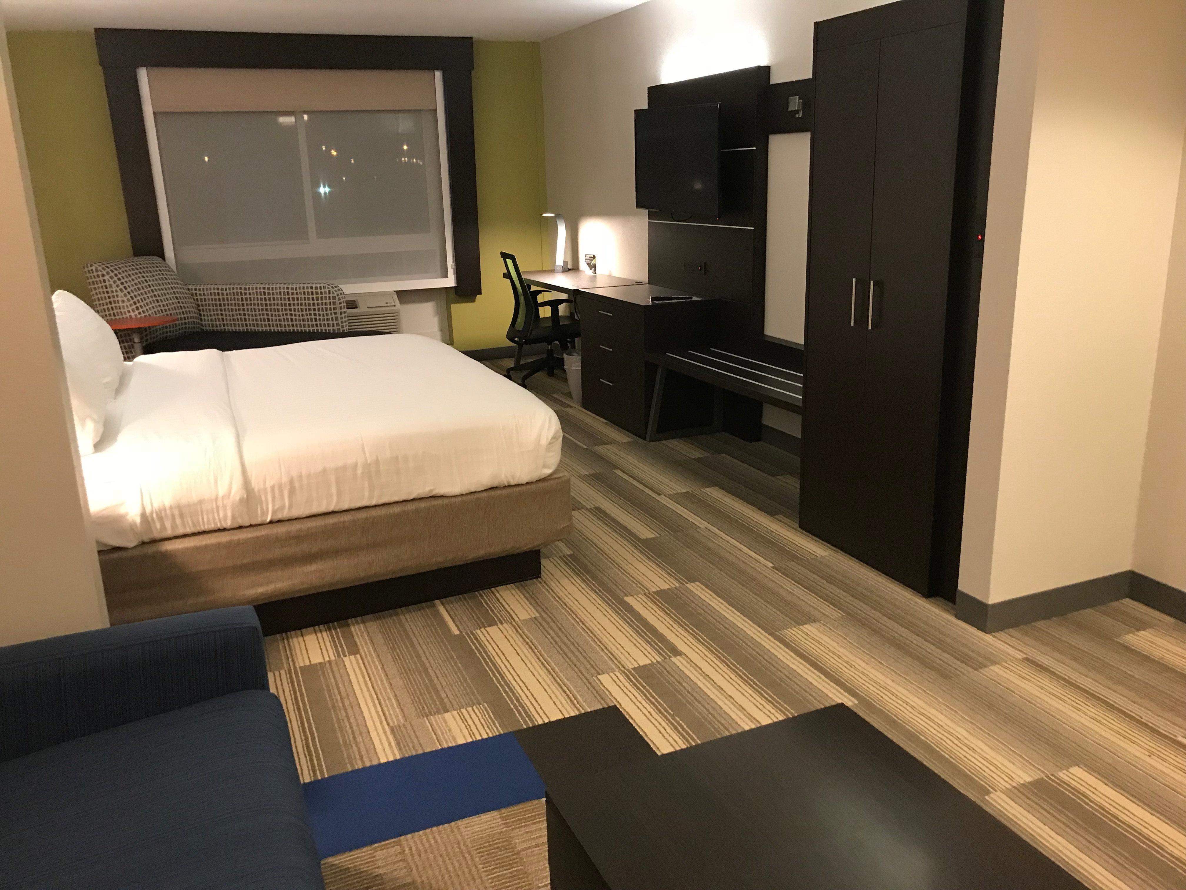Holiday Inn Express Hotel & Suites Canton By Ihg Extérieur photo