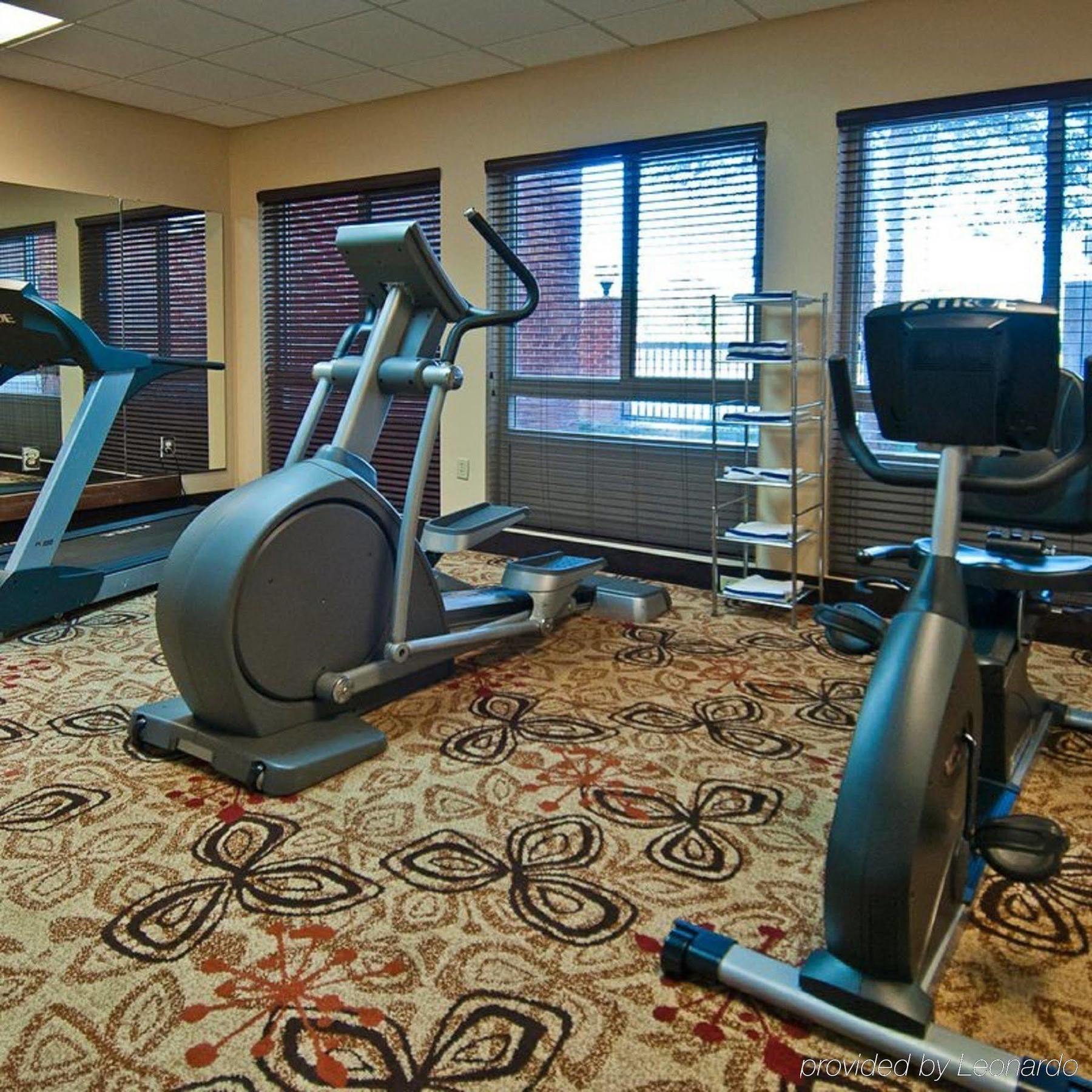 Holiday Inn Express Hotel & Suites Canton By Ihg Extérieur photo