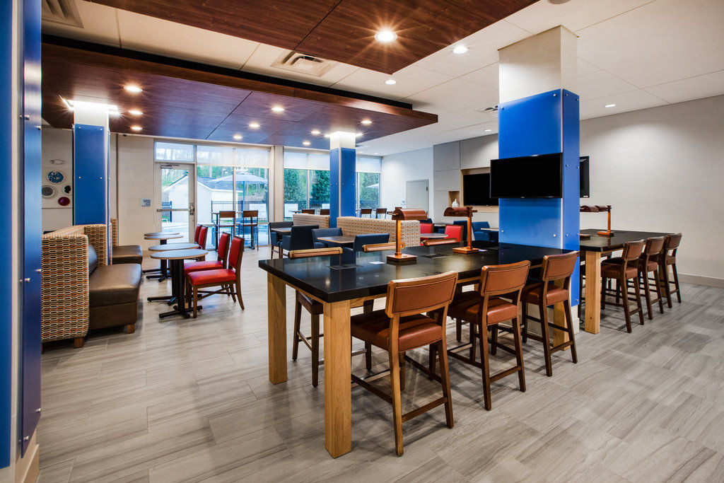 Holiday Inn Express Hotel & Suites Canton By Ihg Extérieur photo