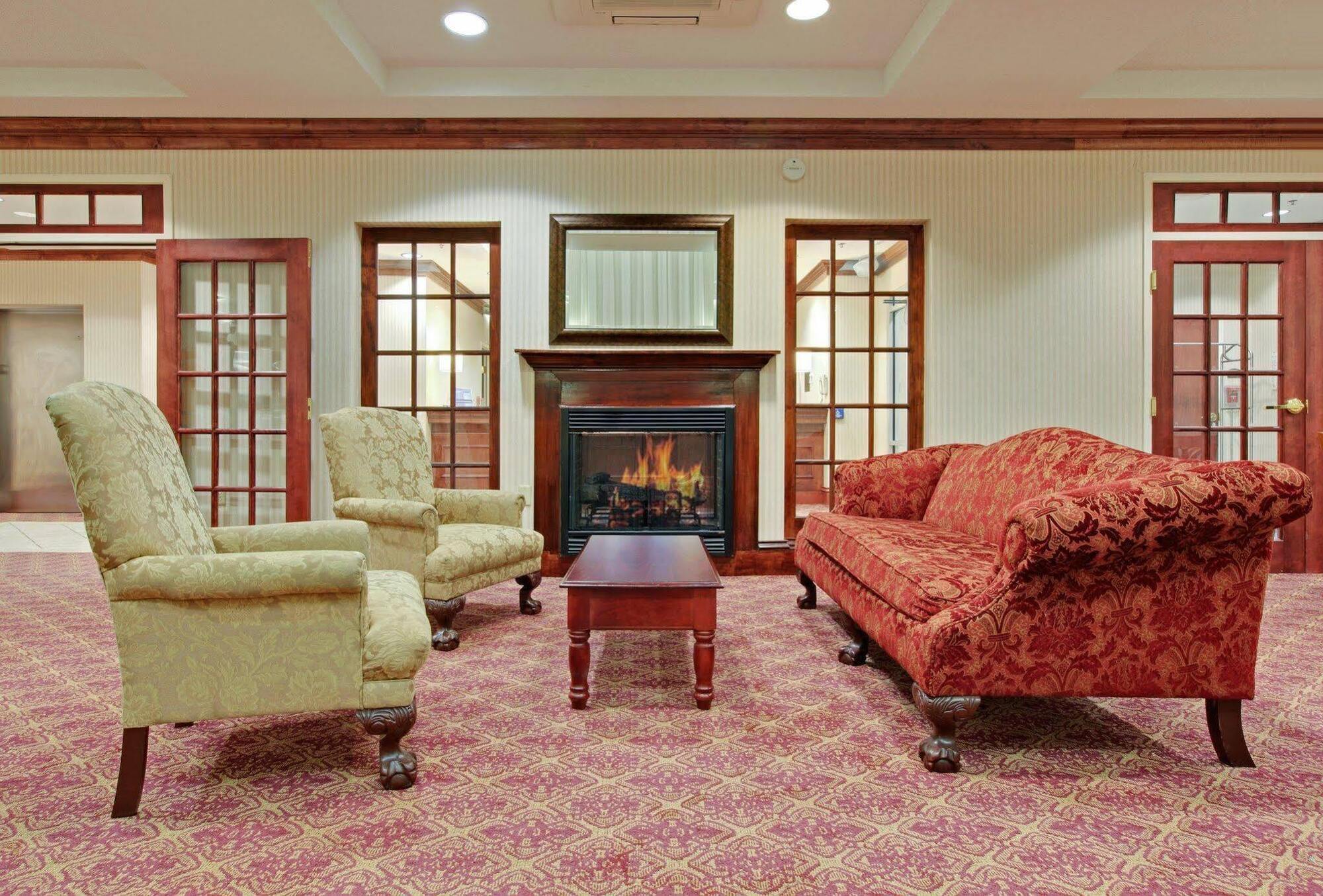 Holiday Inn Express Hotel & Suites Canton By Ihg Extérieur photo