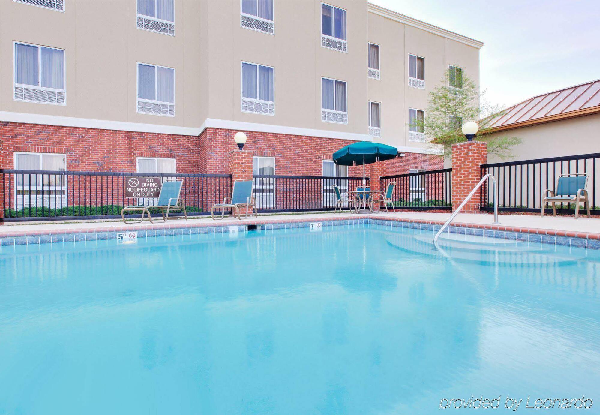 Holiday Inn Express Hotel & Suites Canton By Ihg Extérieur photo